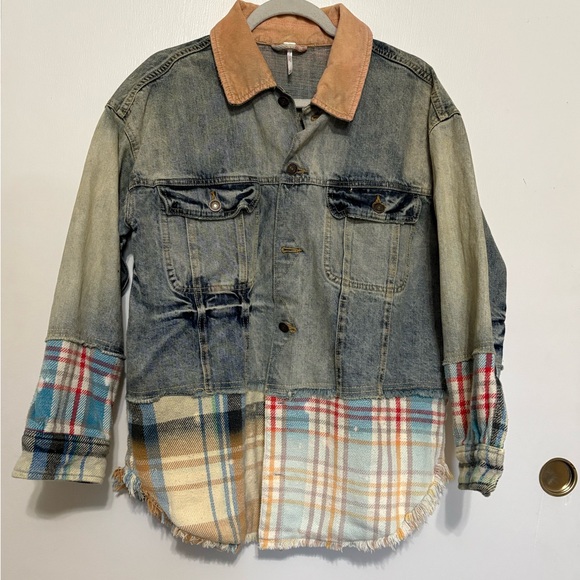 Free People Blue Denim Jacket with Plaid Details Trucker Shirt Jacket Preppy VTG - Picture 4 of 12